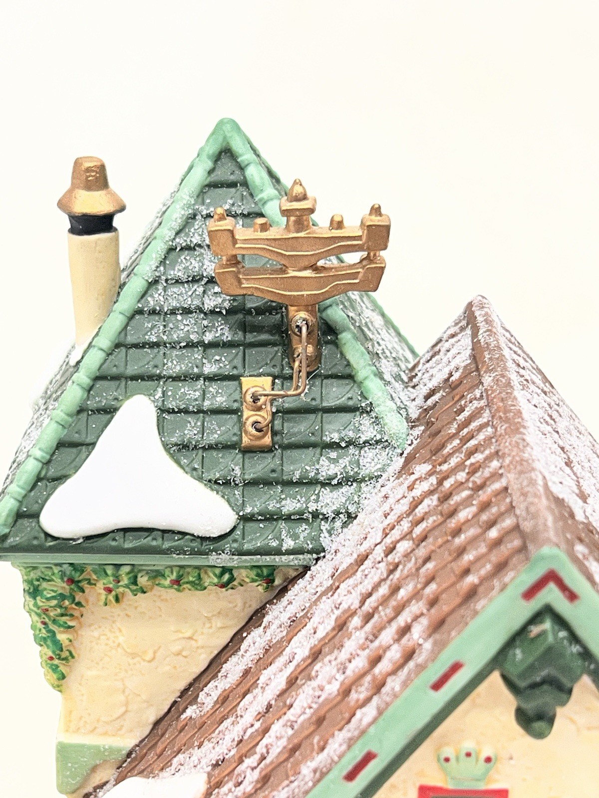 Department 56 North Pole Series “The Glacier Gazette” #56394 (#18)
