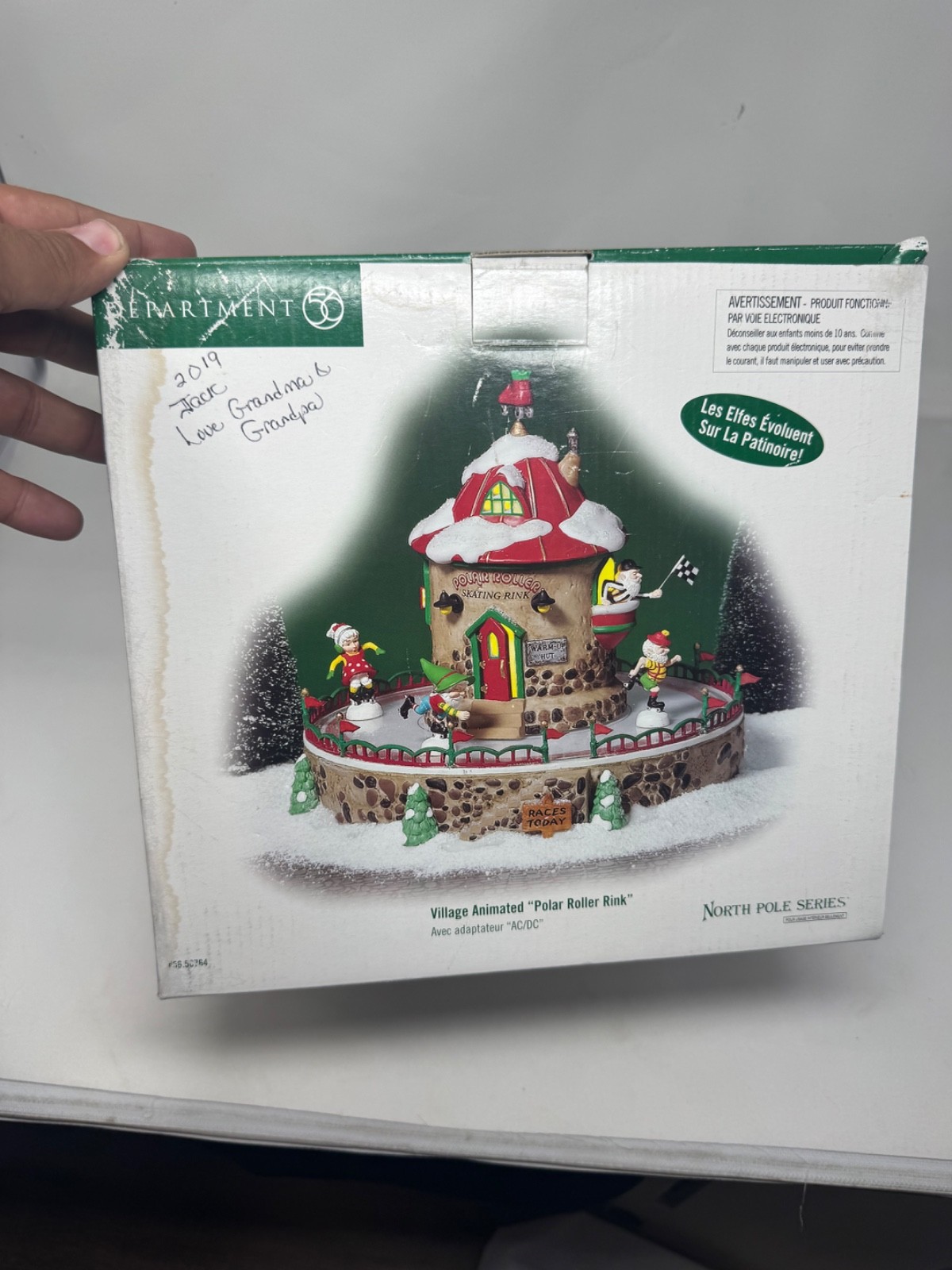 Department 56 North Pole Series Polar Roller Rink Animated Lighted Boxed 2002