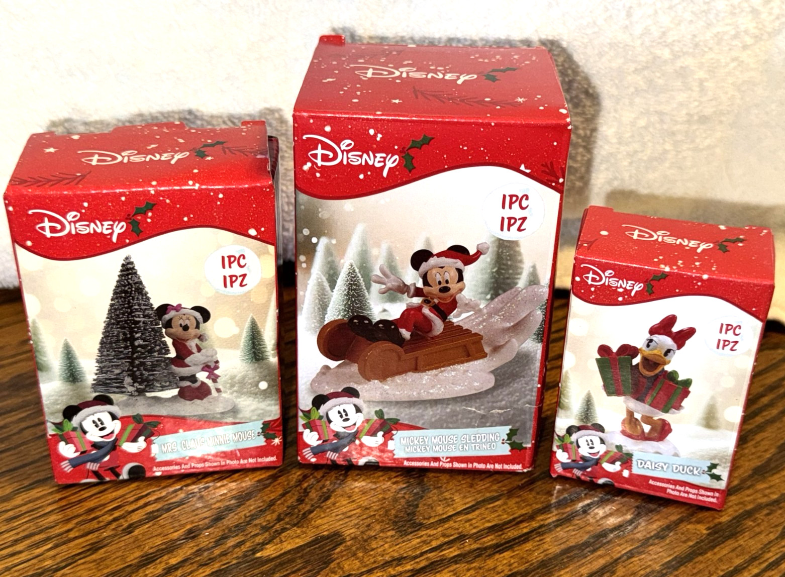 New 3 Lot DISNEY RUZ MICKEY MINNIE DAISY SLED CHRISTMAS VILLAGE FIGURINE ACCS.