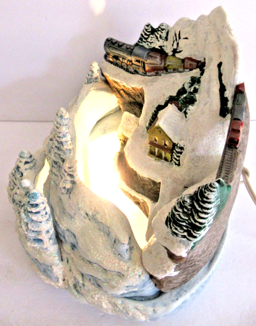 TAMPA BAY MOLD “LIGHTED 3-PIECE MOUNTAIN / TRAIN” ~ ** (8.5″ TALL) ** RARE !!!