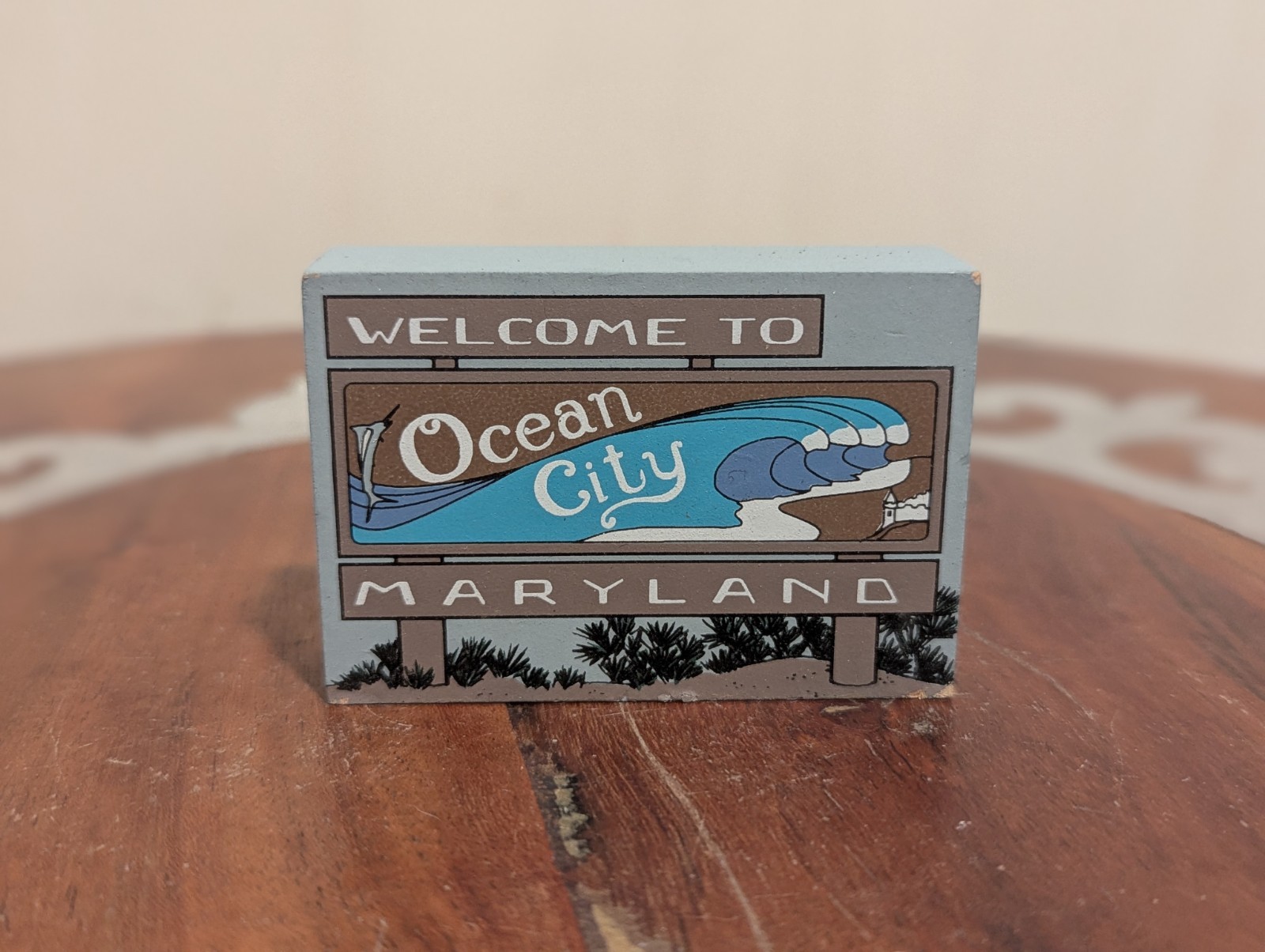 1995 Welcome to Ocean City Maryland Hometowne Collectibles Wooden Shelf Sitter