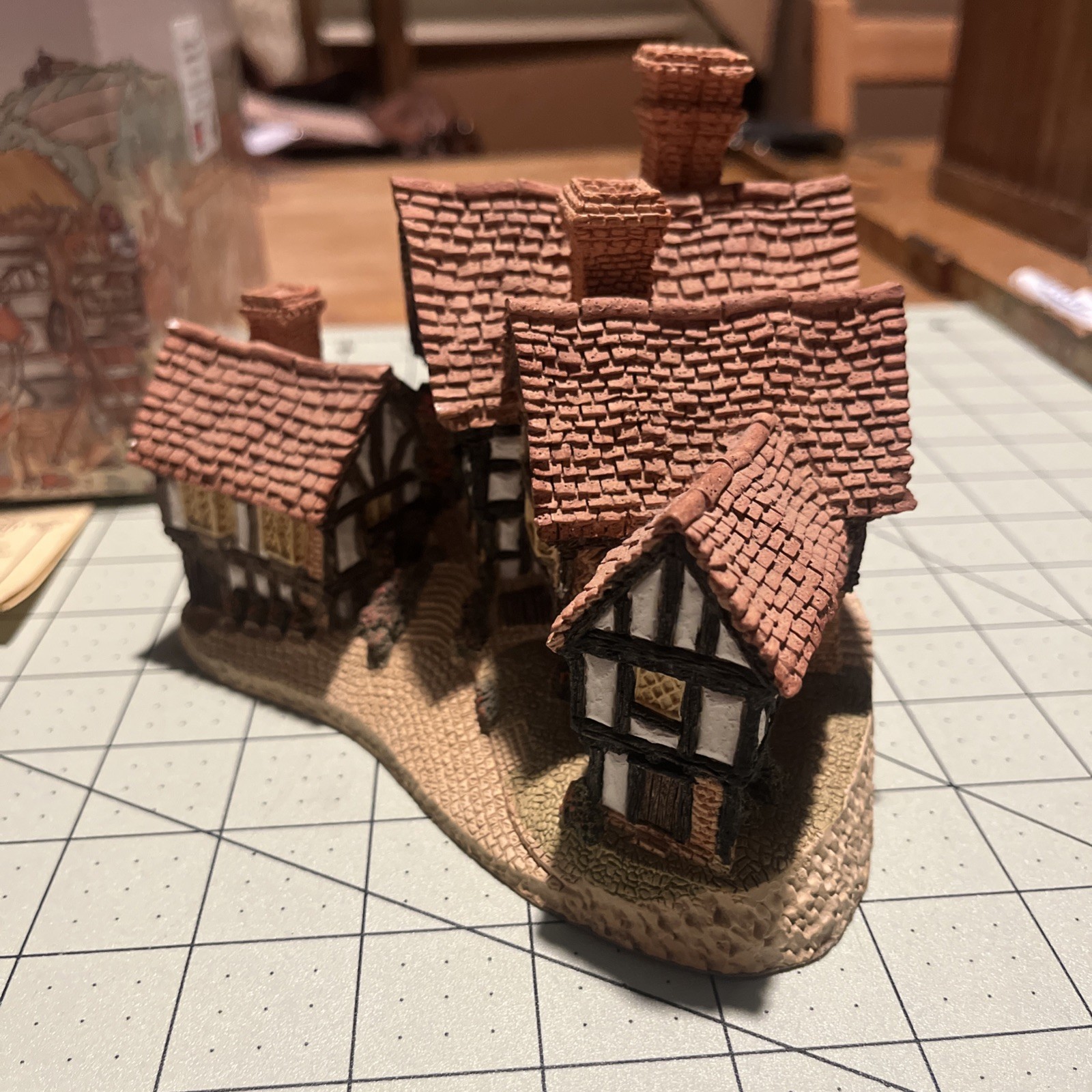 David Winter Stratford House 1981 Miniature Cottage COMPLETE in Box w/ COA