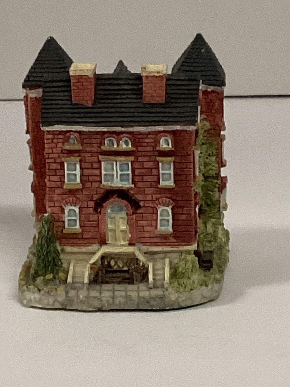 International Resources Set Of 5 Village Some VTG 1992-1999 Used 3 Sets -2 Of 3