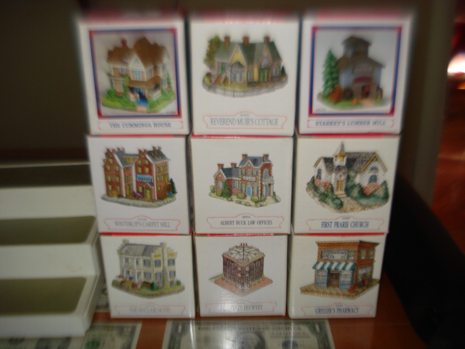 LIBERTY FALLS ~ AMERICANA COLLECTION ~ LOT #1 ~ 9 FIGURES ~ NEW IN BOX ~ LQQK