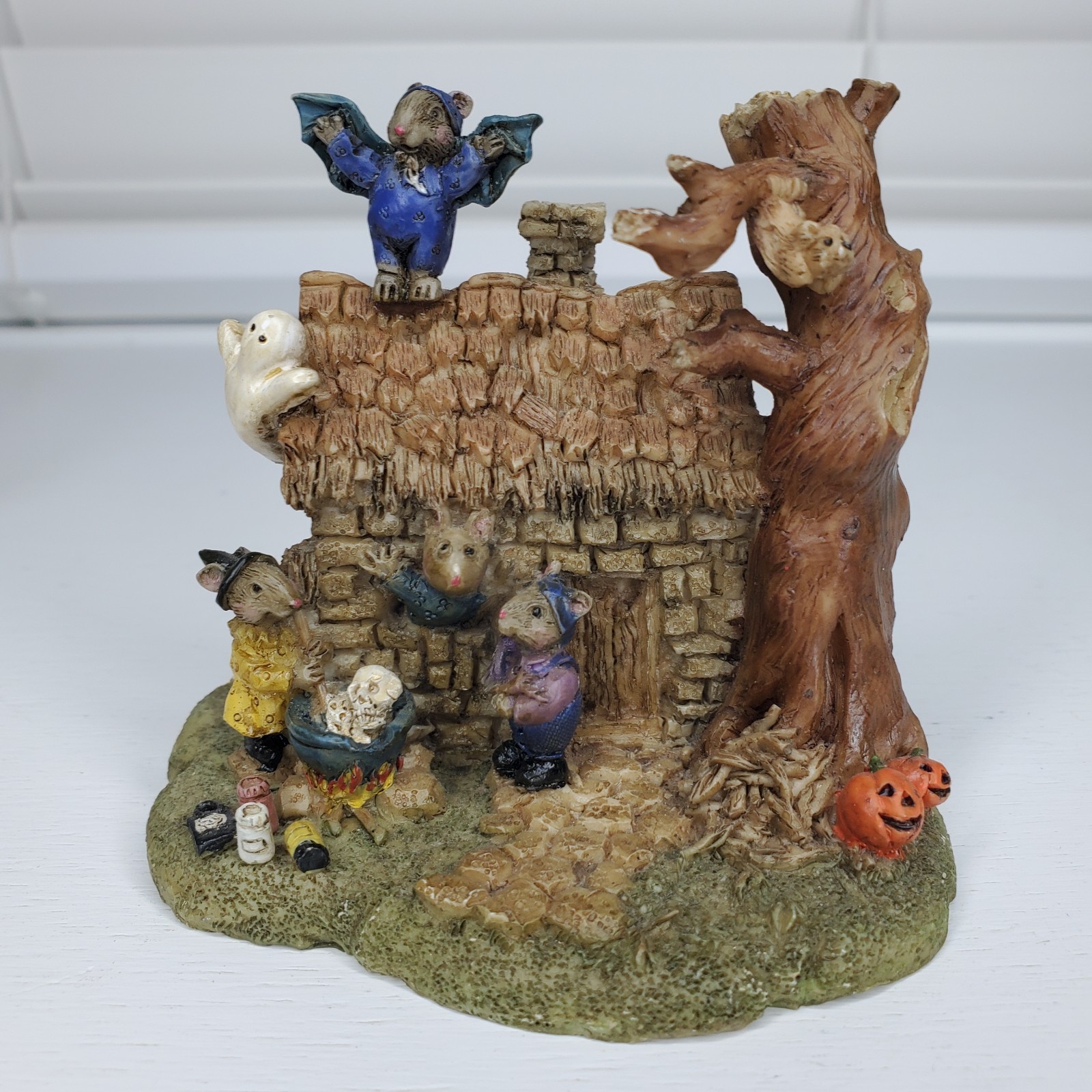 Halloween Mouse Village Resin Mice Pumpkins Skeleton Bats Spiders Ghosts Spooky