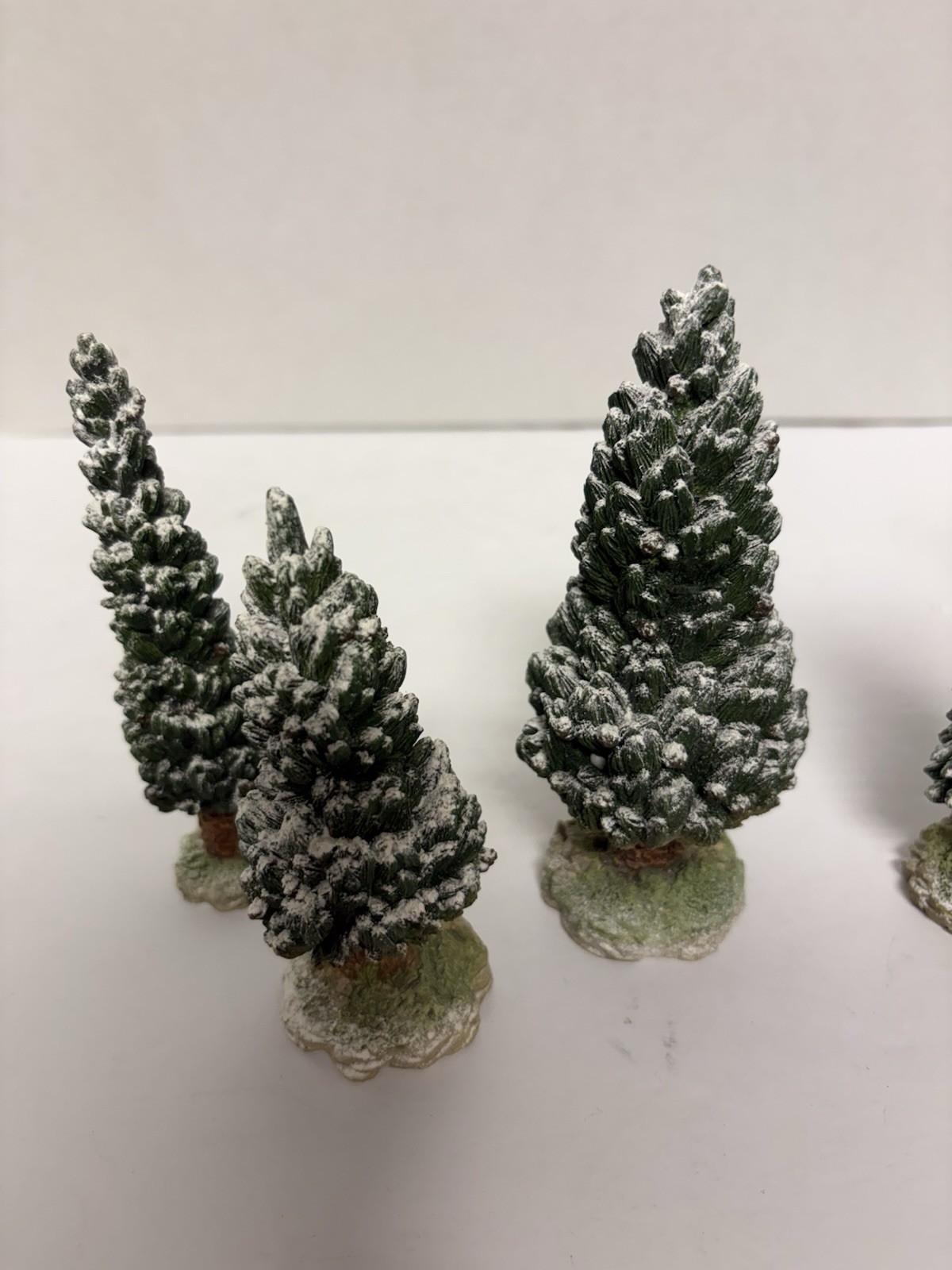 Dept 56 Village Snowy Evergreens Set of 6, Medium, S2
