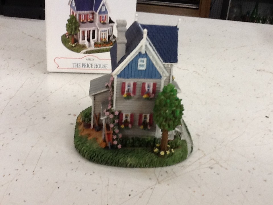Liberty Falls American Collection Lot of 5 Haunted House Pumpkin Patch Palm Read