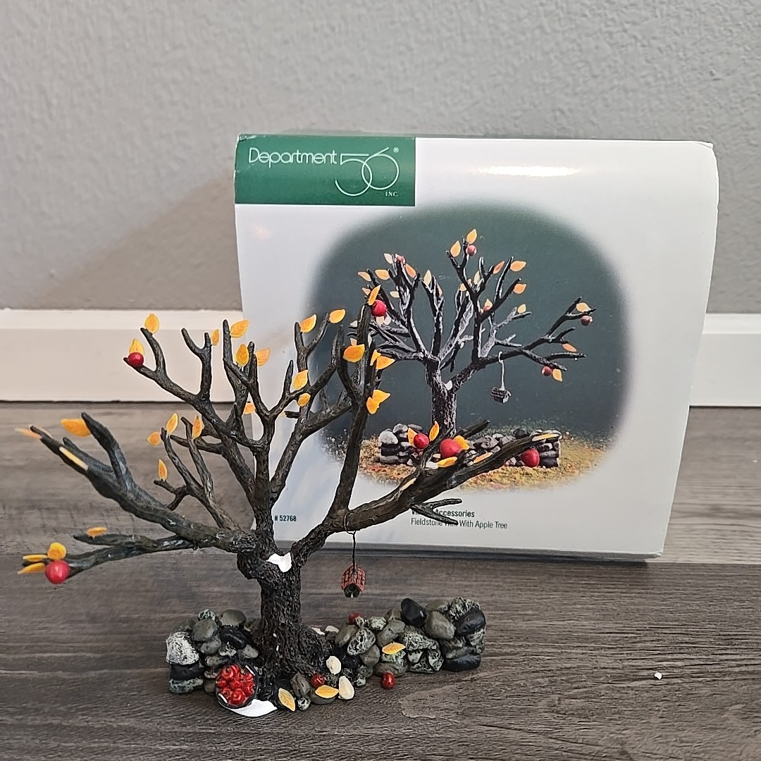 Department 56 Village Fieldstone Wall With Apple Tree” w/Box Halloween