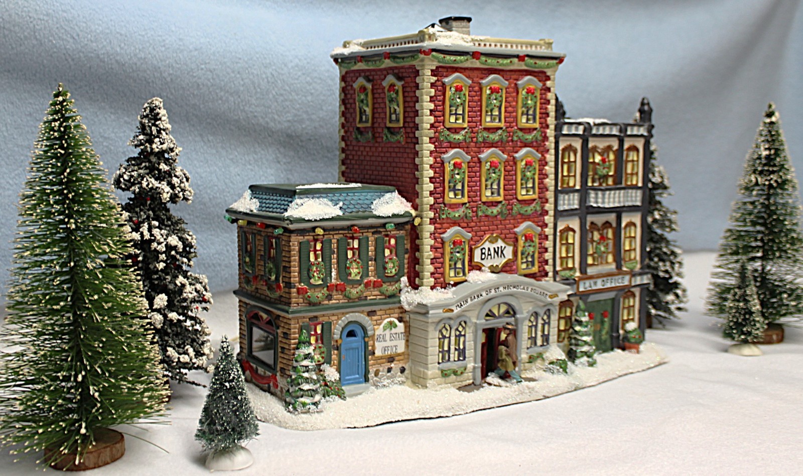 St. Nicholas Square Christmas Village Downtown Businesses Light W/ Box MINT Cond