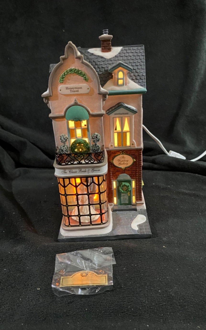 Department 56 The Wedding Gallery #58943 Christmas in the City
