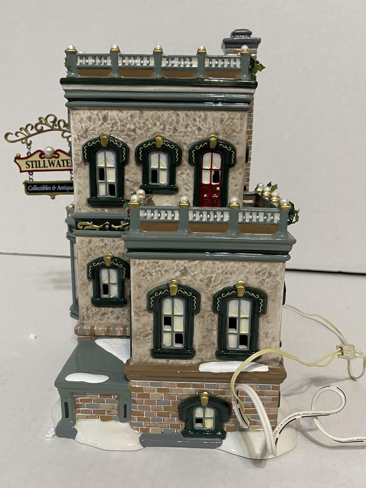 Dept 56 30 Years Stillwater Collectibles & Antiques 2005 Early Release