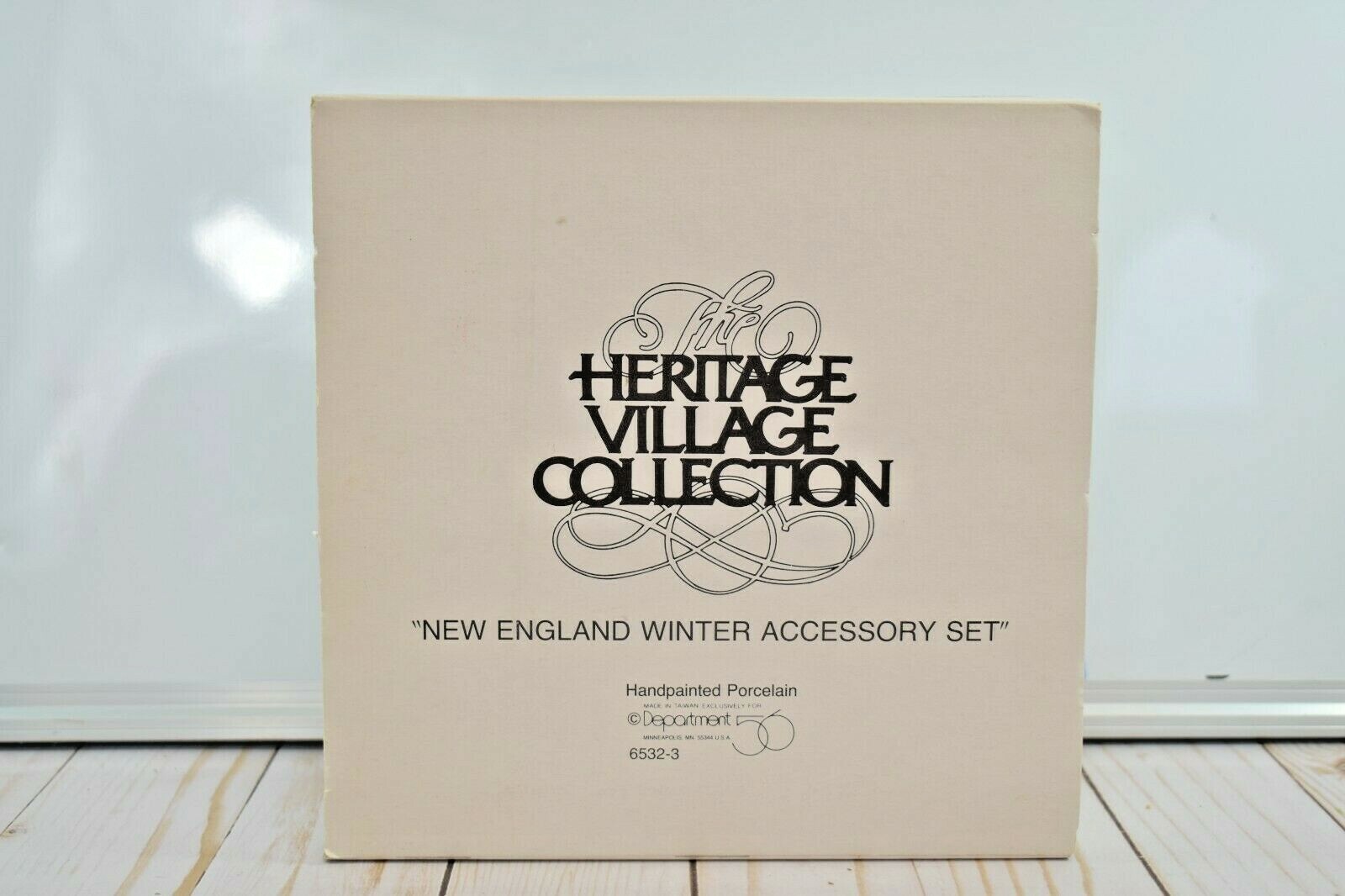 Department 56 New England Winter Accessory Set Heritage Village 6532-3