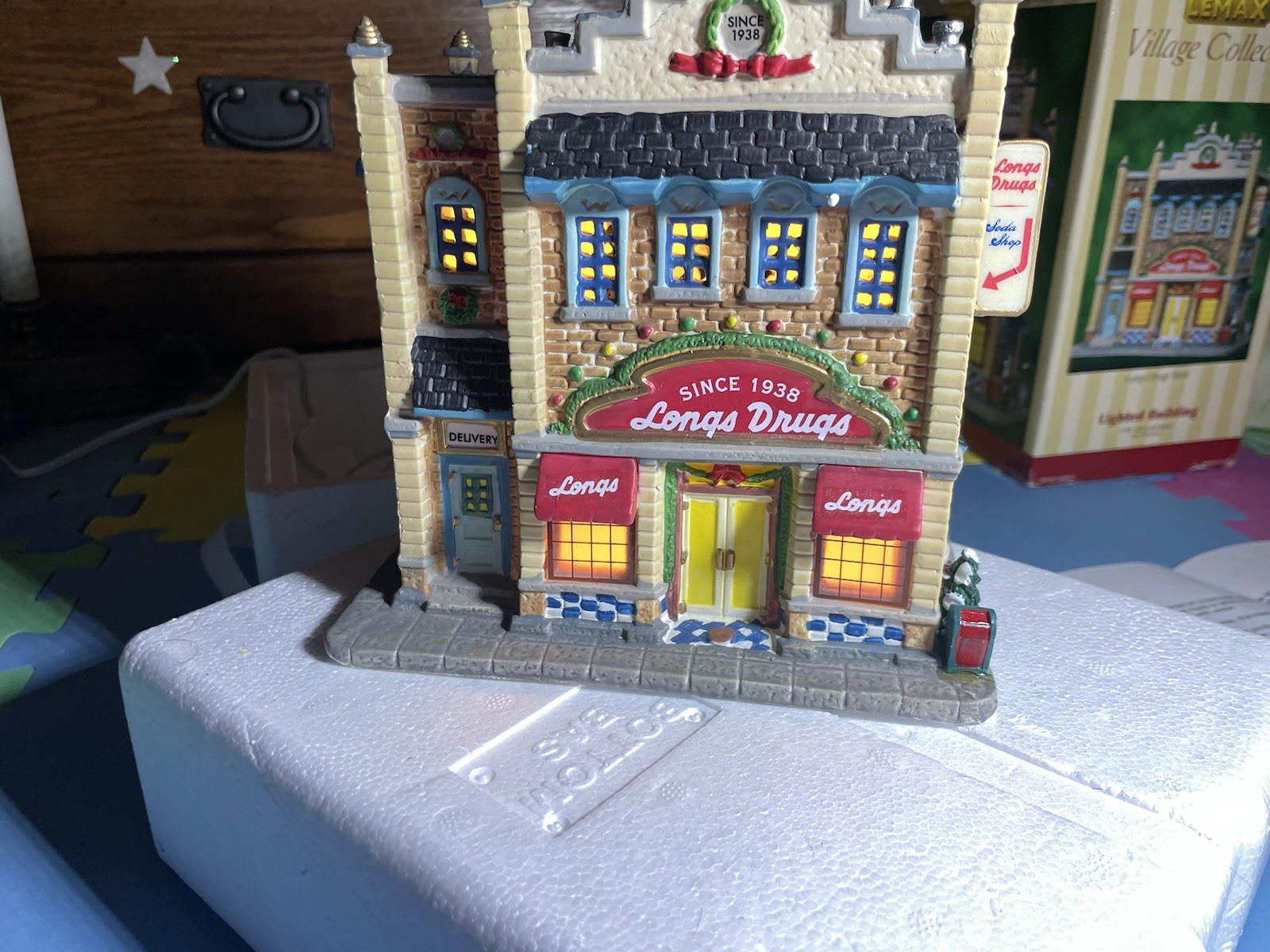Lemax Longs Drugs Store 2008 Lighted Holiday Village Building Christmas Holiday