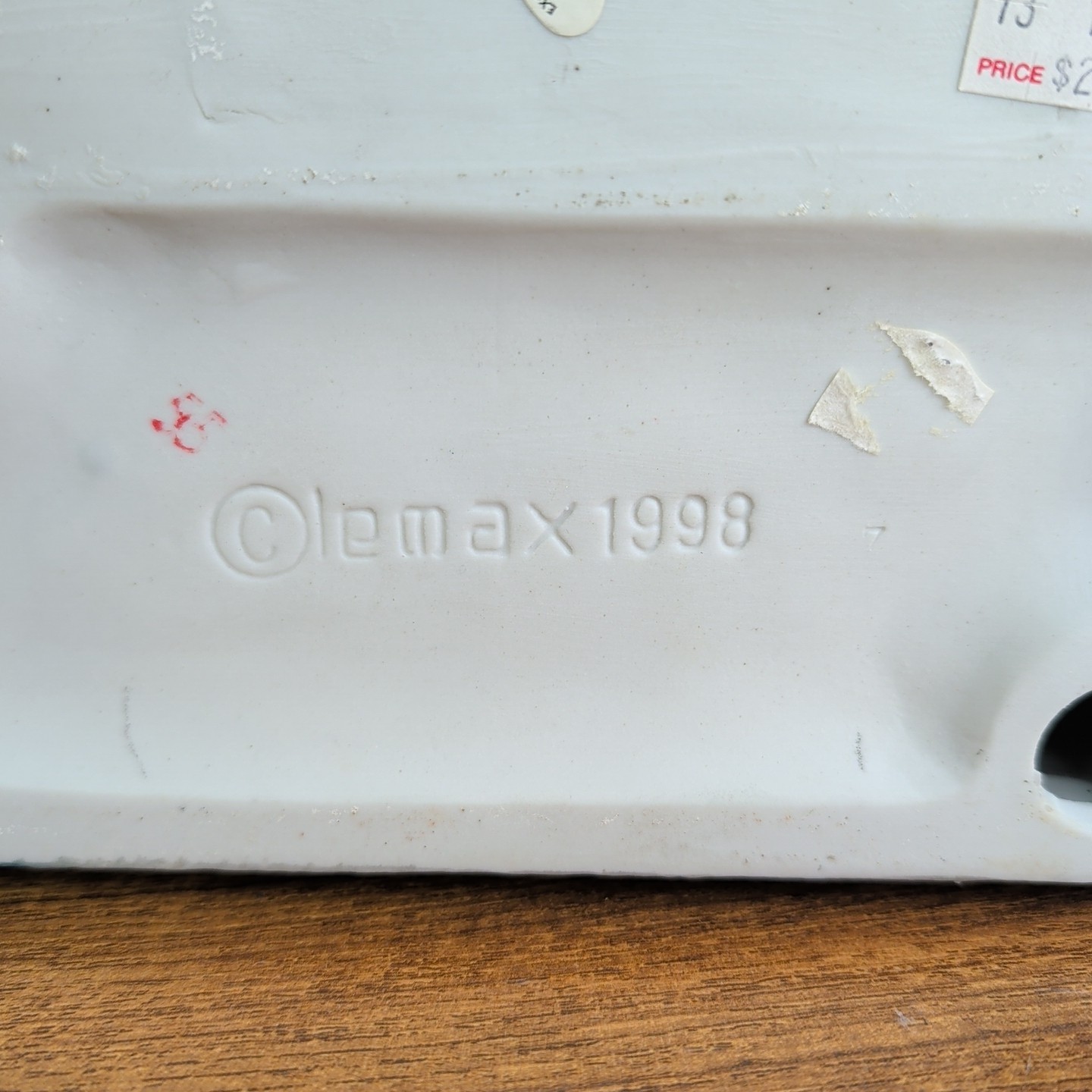 Lemax Village Collection Mr C’s Paint & Hardware Light up, Jukebox Junction 1998