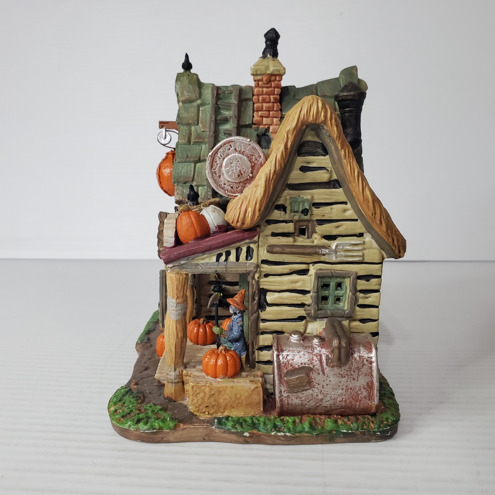 Lemax Spooky Town 2023 Last Straw House Of The Scarecrow Halloween Village Decor