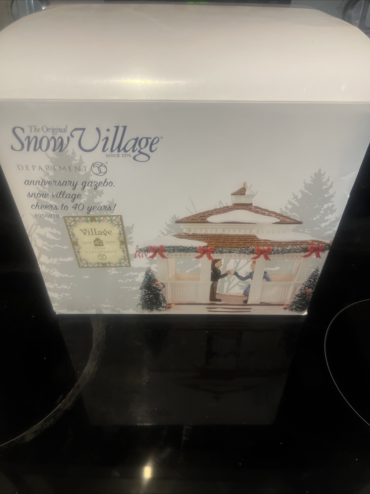 Department 56 Anniversary Gazebo Cheers to 40 Years! Snow Village Mint!