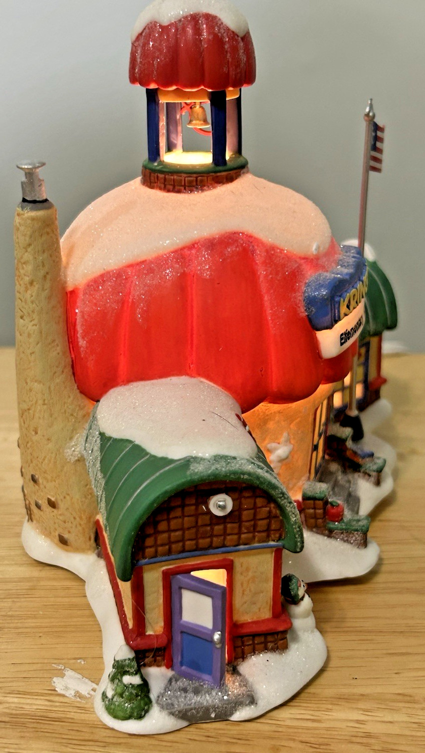 Department 56 North Pole Series Kringle Elementary School Village 2002
