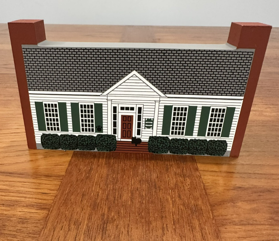 Cat’s Meow Ivy Green Helen Keller House 1997 Great American Series Retired #8-2
