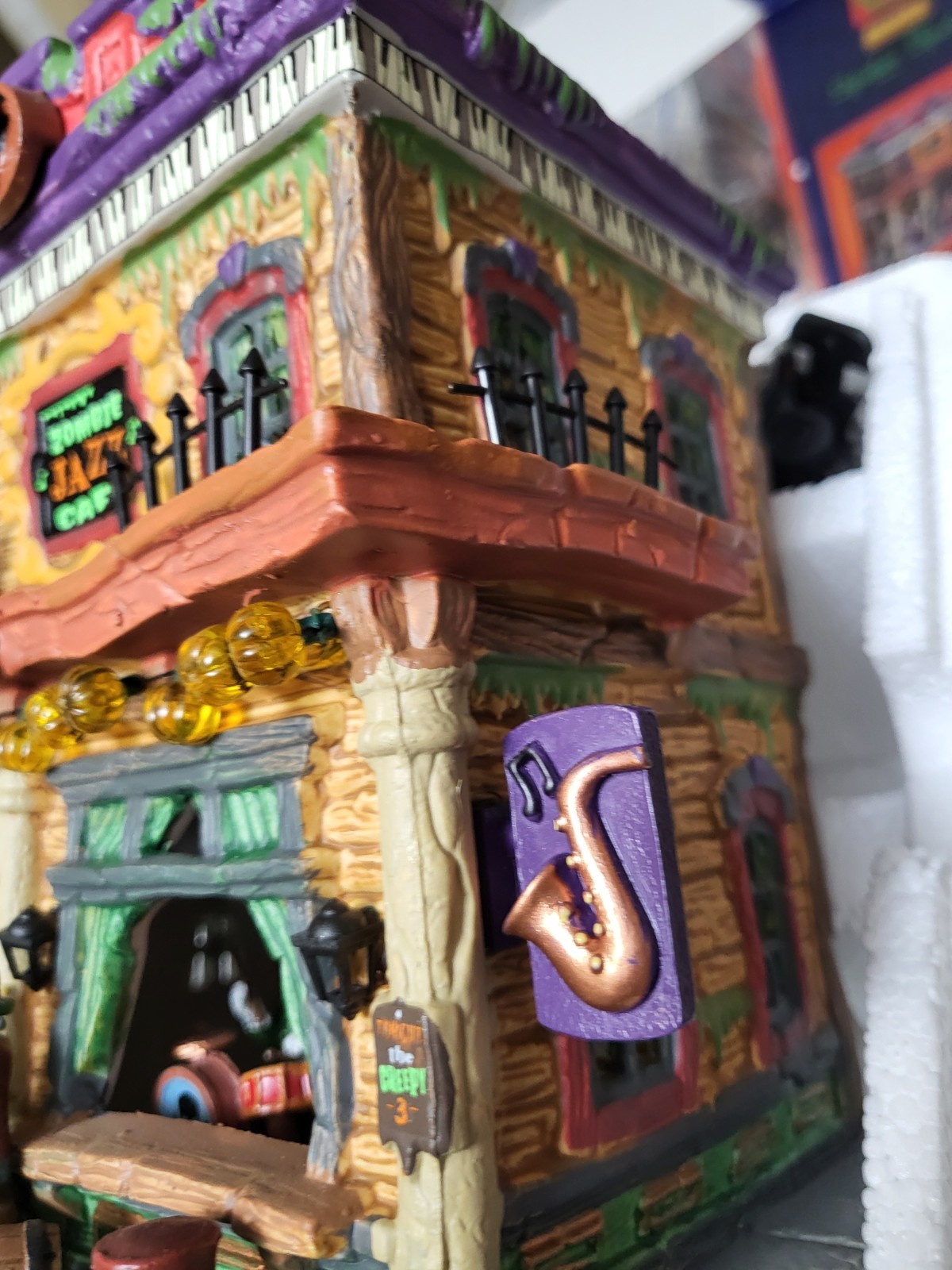 LEMAX -ZOMBIE JAZZ CAFE-SPOOKY TOWN HOLIDAY VILLAGE-LED Lighted
