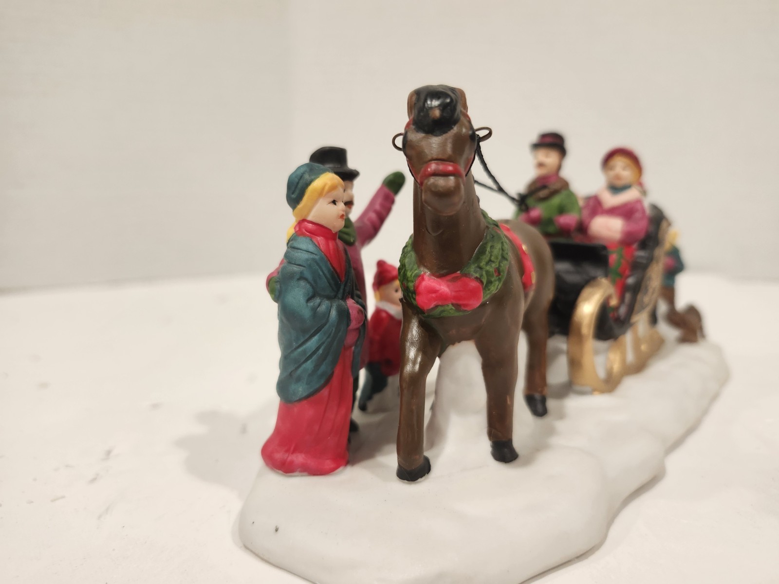 Victorian Village Collectibles “The Old Towne Horse Drawn Fire Engine” 1999