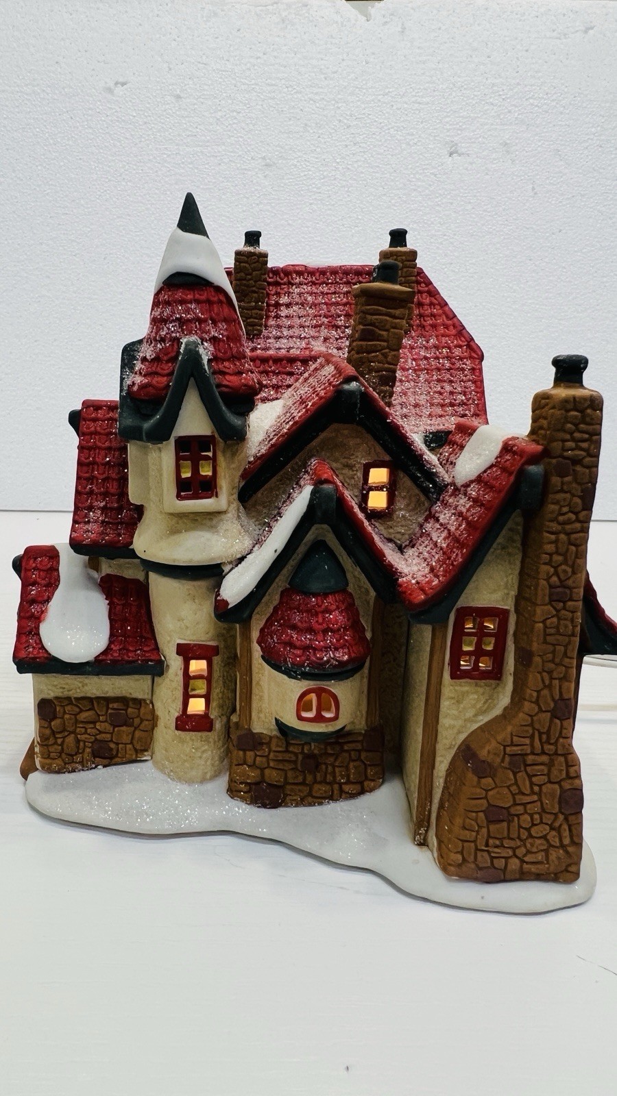 Dept 56 North Pole Series “Santa’s Workshop” 56006 Retired 1993 Excellent !
