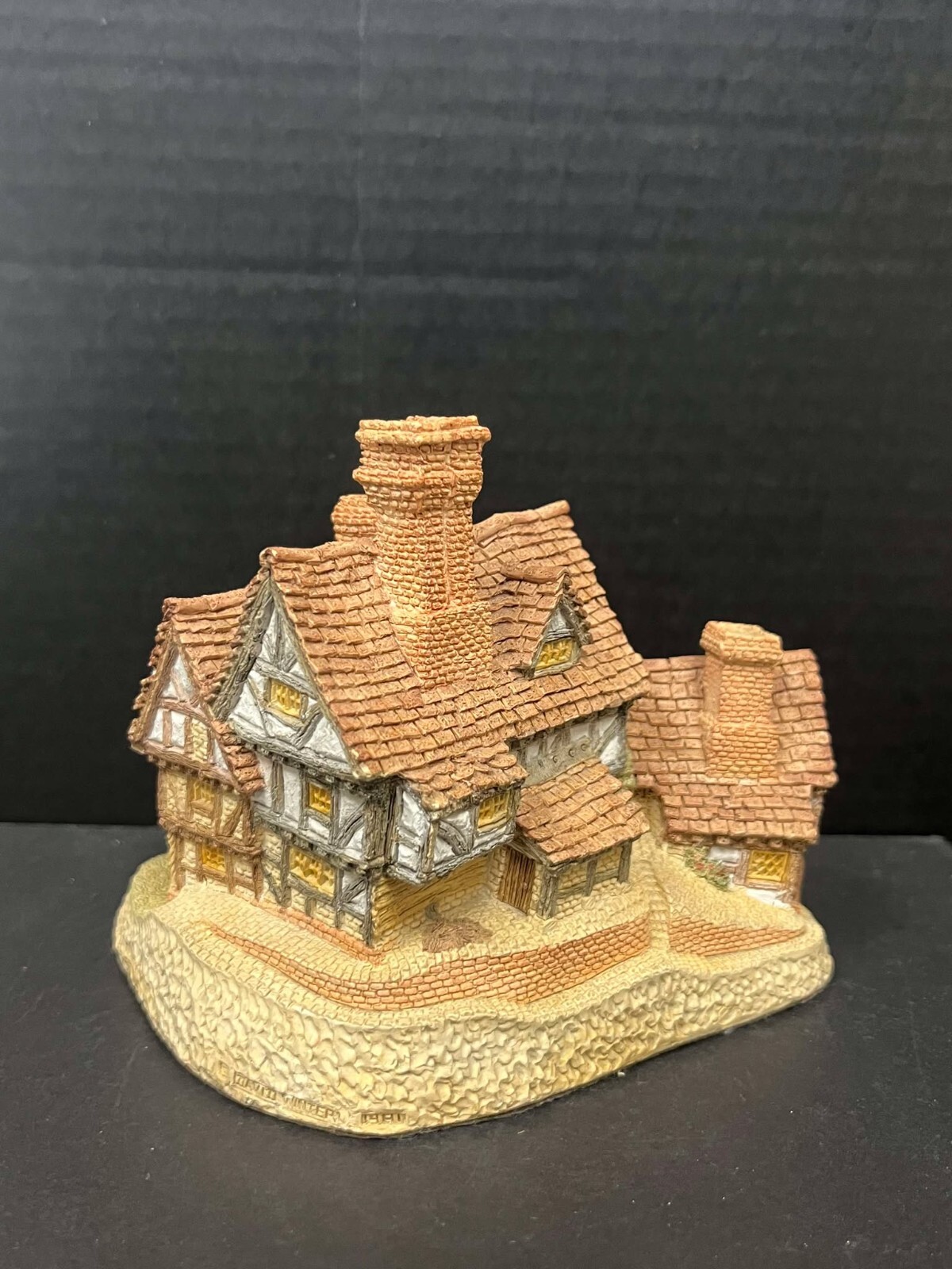 DAVID WINTER COTTAGES STRATFORD HOUSE 1981 WITH BOX