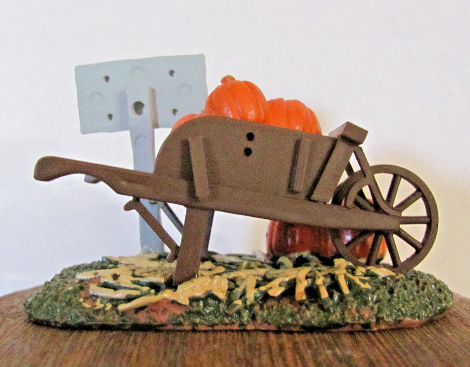 Lemax Spooky Town Accessory – Pumpkins For Sale #54444