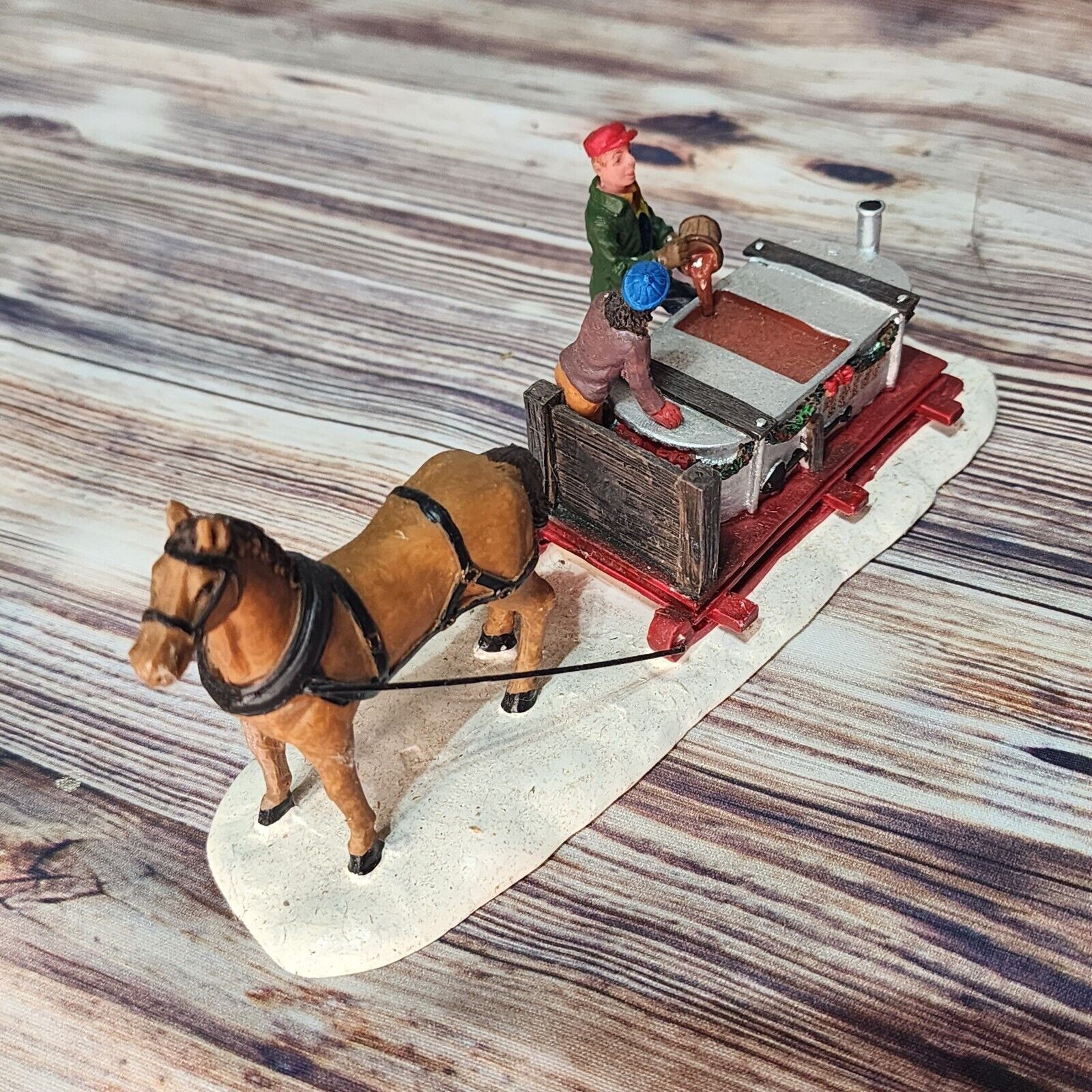 Vintage Lemax Maple Sled Tree Pails Horse 2000 Retired HTF 03321 Table Accent