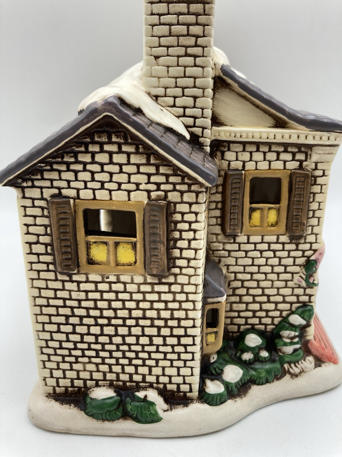 1988 Lefton Colonial Village Lighted Christmas MAJOR’S MANOR – BYRON WOOD 06902