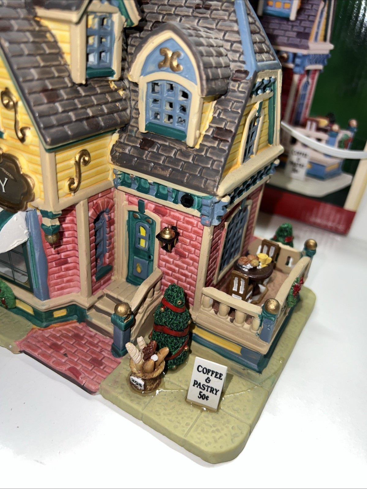 LEMAX CHRISTMAS VILLAGE – MEYER’S BAKERY 2008 Tested Works
