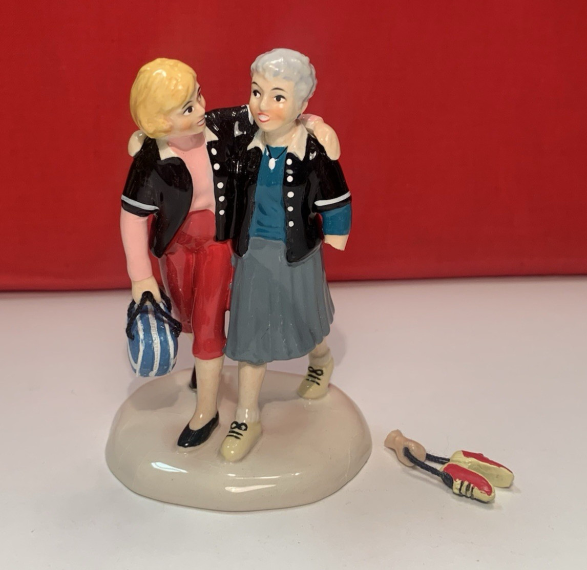 Broken Dept 56 A Perfect Game Original Snow Village Bowling Figurine 4036577
