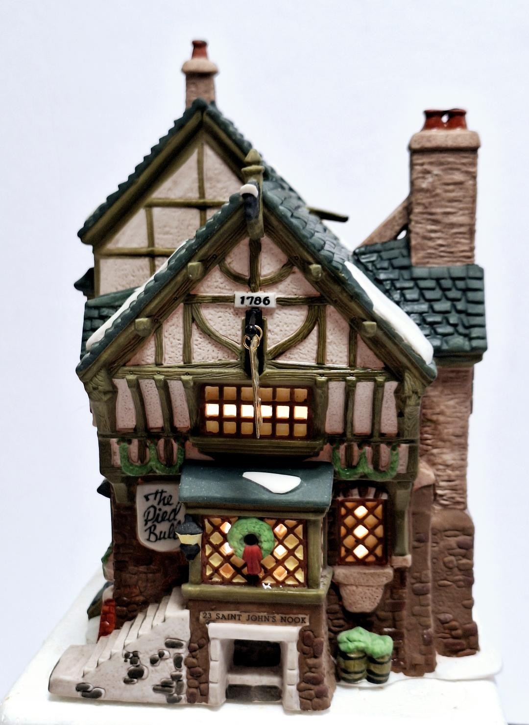 Department 56 Heritage Collection Dickens Series The Pied Bull Inn Retired 1993