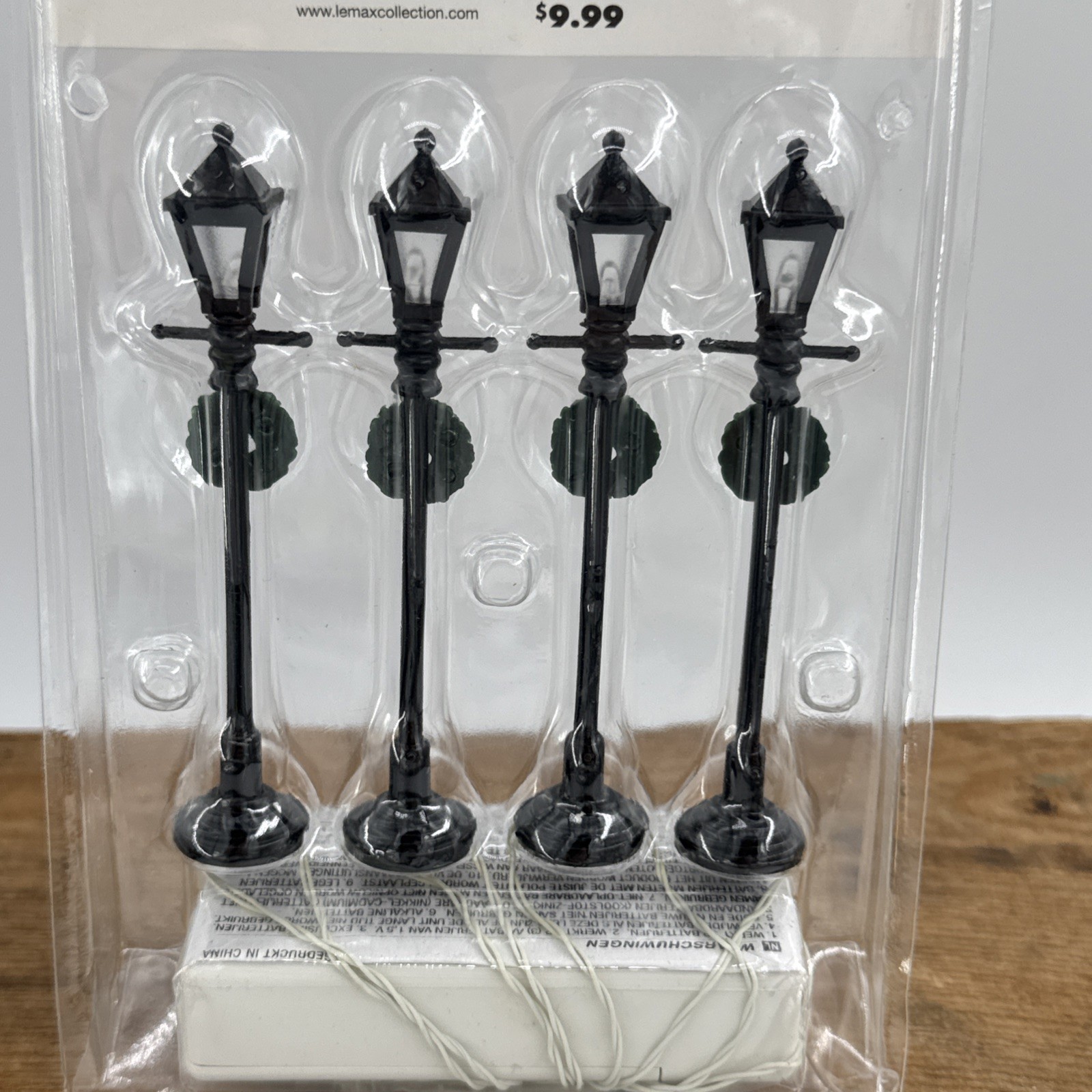 Lemax Village Gas Lantern Street Lamp Set 4 Christmas Village Accessory 2006 NEW