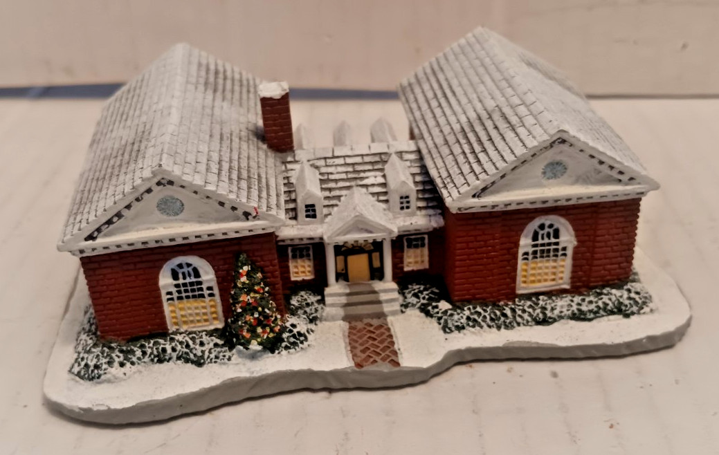 Norman Rockwell’s Main Street Rockwell The Library Christmas Village 1989 #82125
