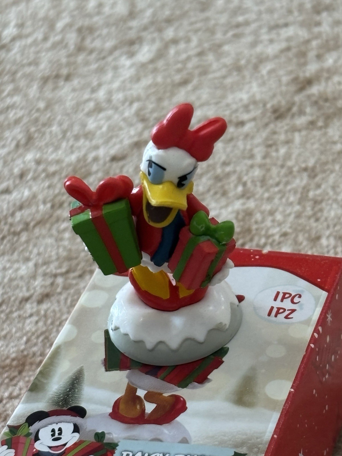 NEW, Ruz Disney Daisy Duck Presents Christmas Village Figure Decorative 2” Mini