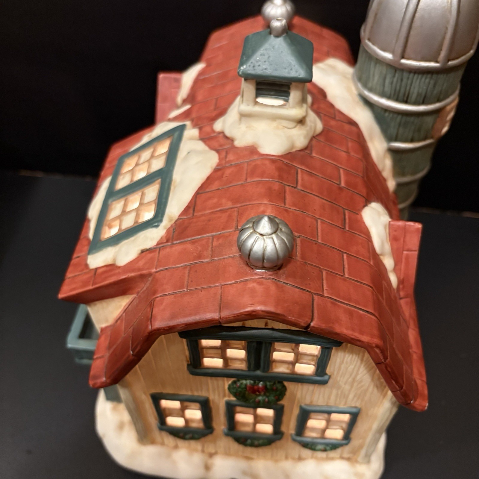 Mervyns Village Square Barn Farm House Silo Lighted Buliding Christmas 1998