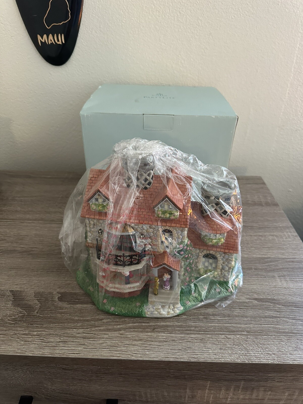 Partylite The Bristol House Olde World Village 3 Tealight House Candle Holder