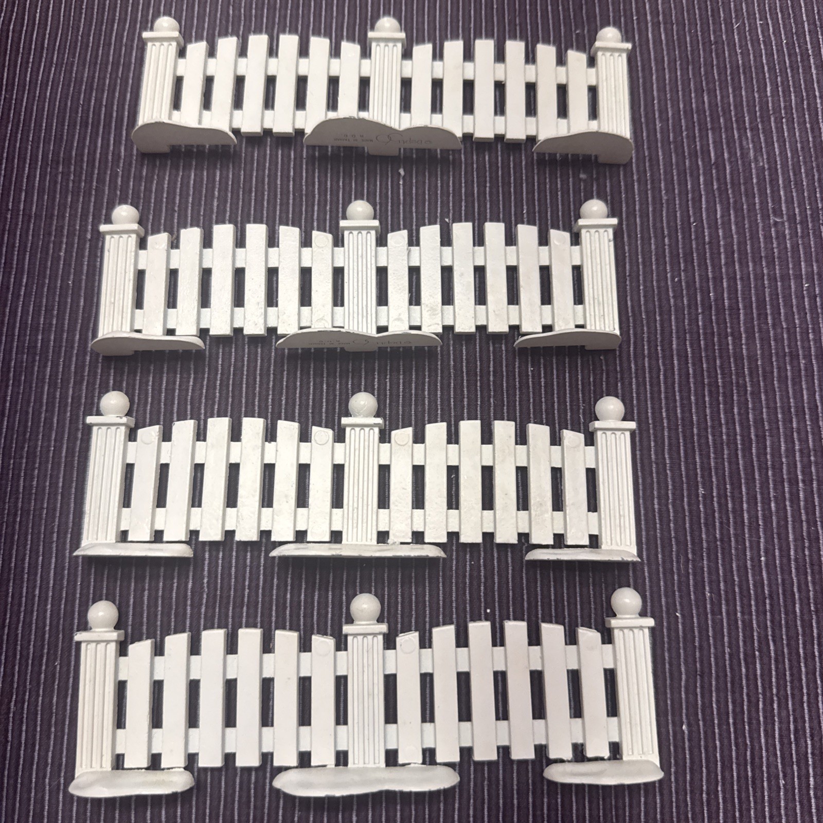 Department 56 Snow Village 4 White Picket Fence Cast Metal Dept 56