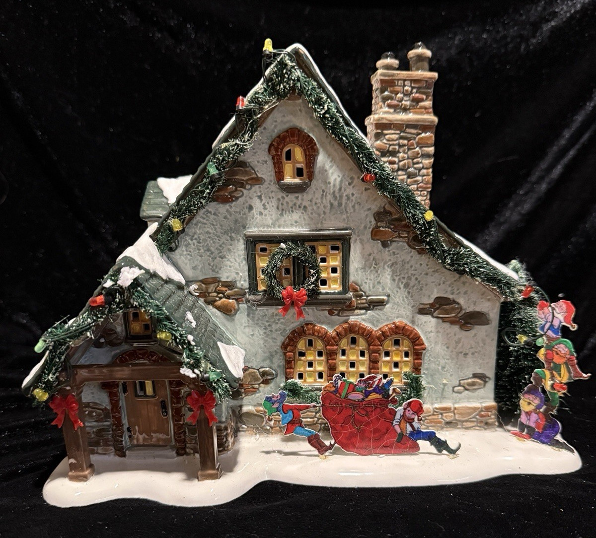 Department 56 Snow Village The Elf House Lit Building 805510 RARE