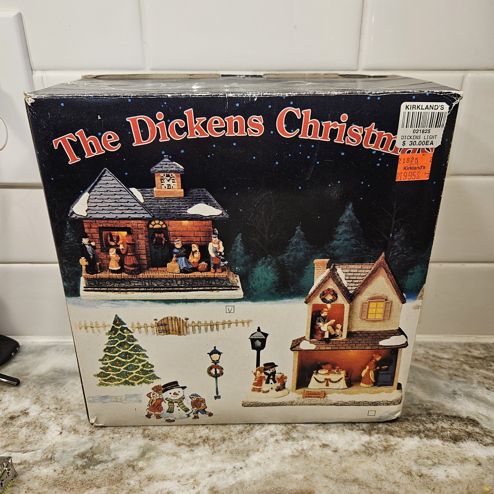 Roman Inc. Dickens Christmas Light Up Battery Christmas House Village figurine