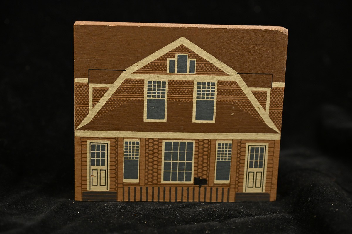 The Cat’s Meow ’91 Limberlost Cabin Geneva Indiana Collectors Club Gene S Porter