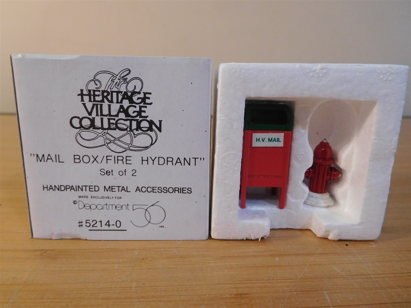 Dept 56 Snow Village – Mail Box (Green & Red) & Fire Hydrant – Free Ship