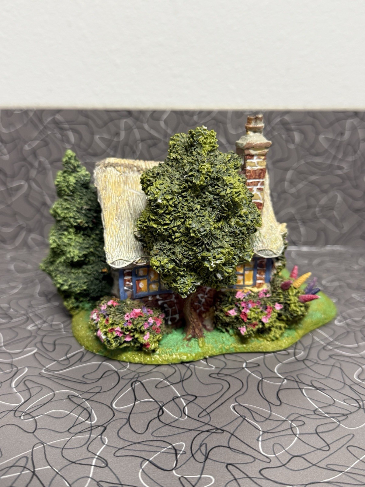 2007 Thomas Kinkade Easter Egg Hunt Thatched Cottage Teleflora