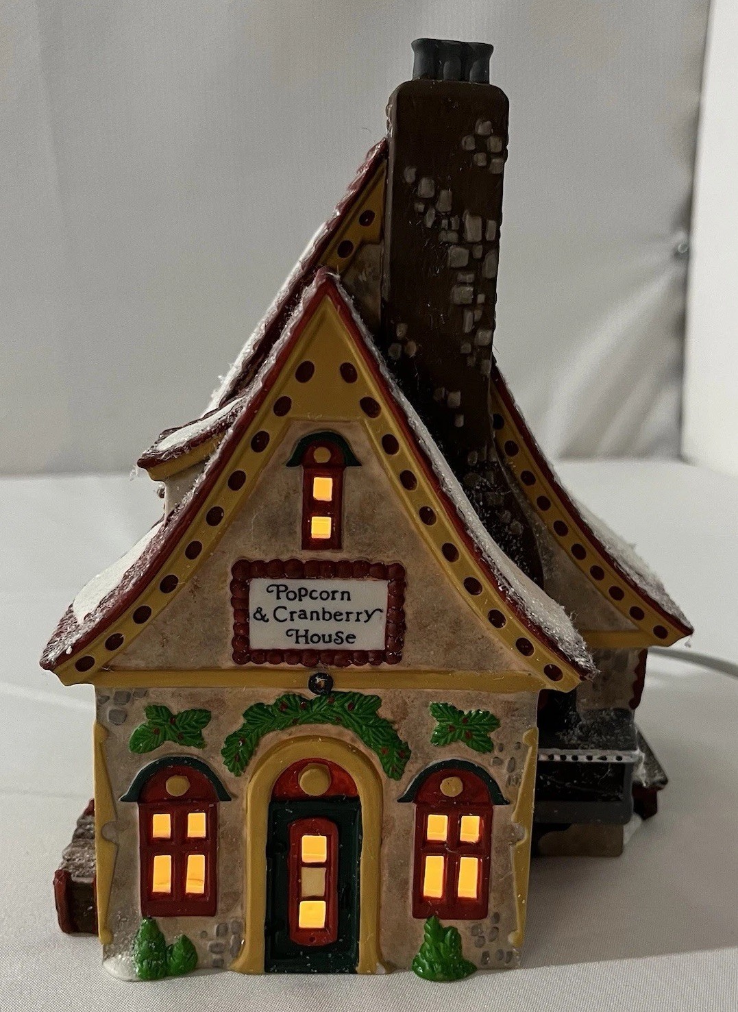 VTG DEPT 56 CHRISTMAS HERITAGE VILLAGE NORTH POLE POPCORN AND CRANBERRY House