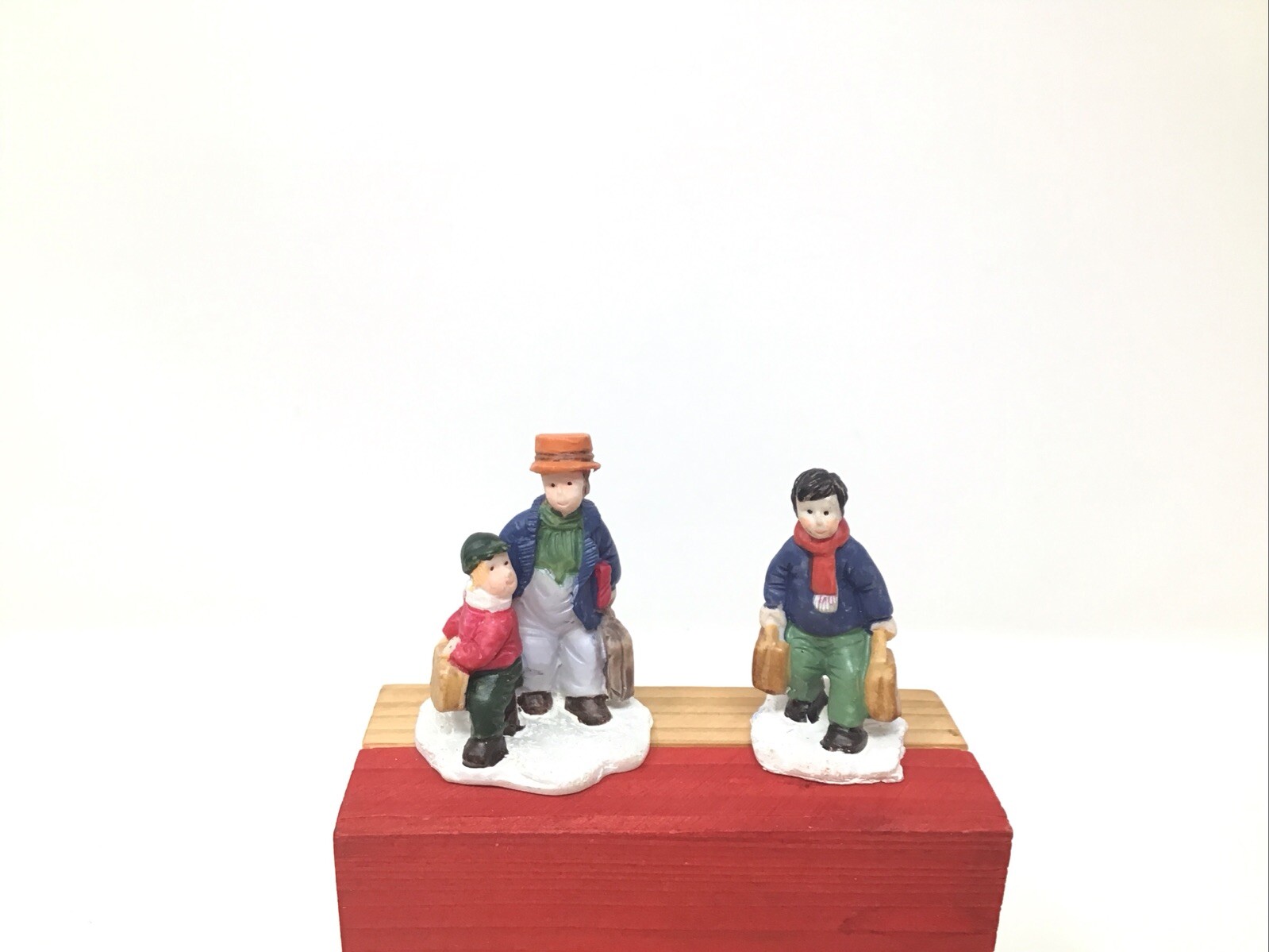 Christmas Village Figurines Leaving For Christmas Vacation Resin 1.5” T Vintage