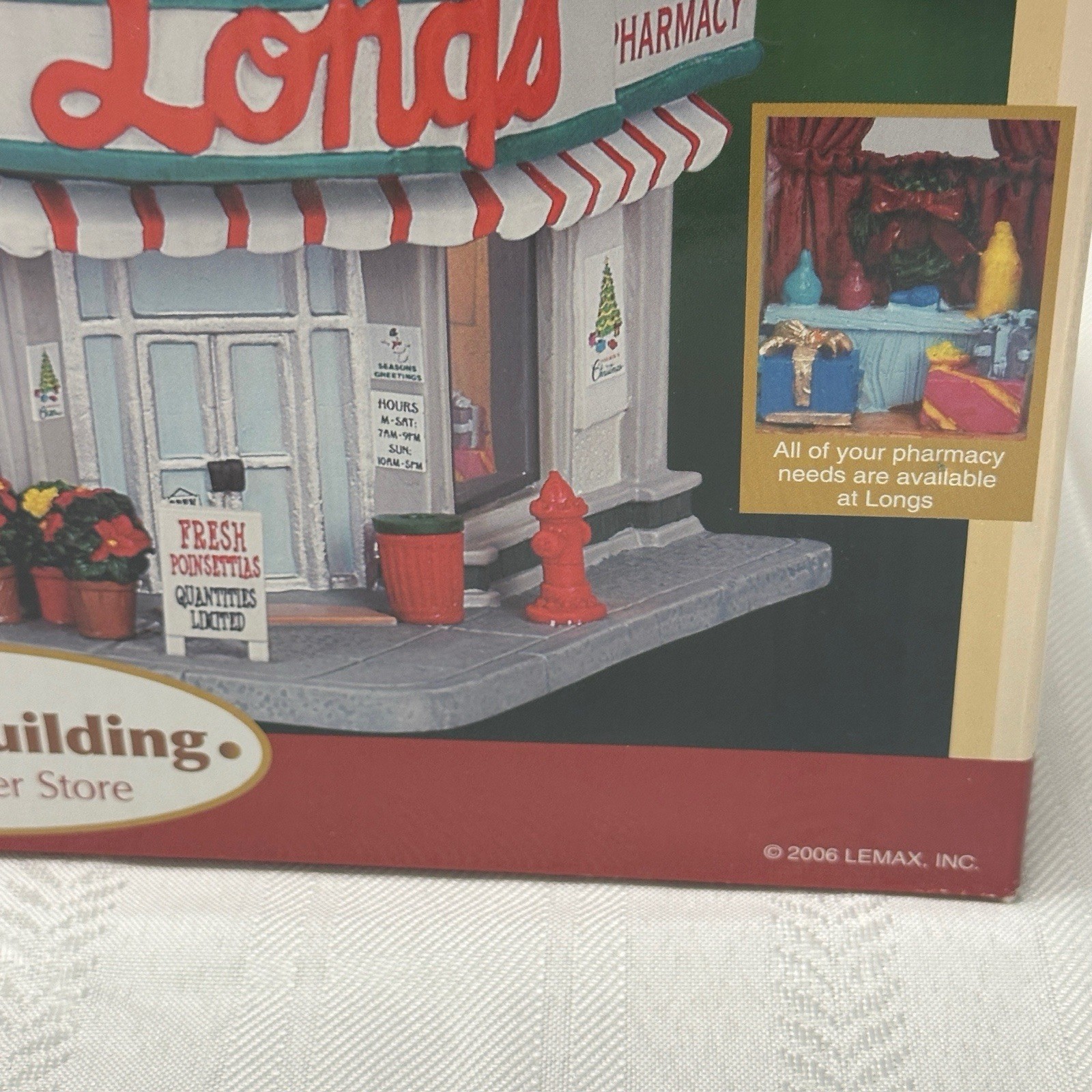 Lemax Longs Corner Store Lighted Building, 2006 Retired Village Collection 65453