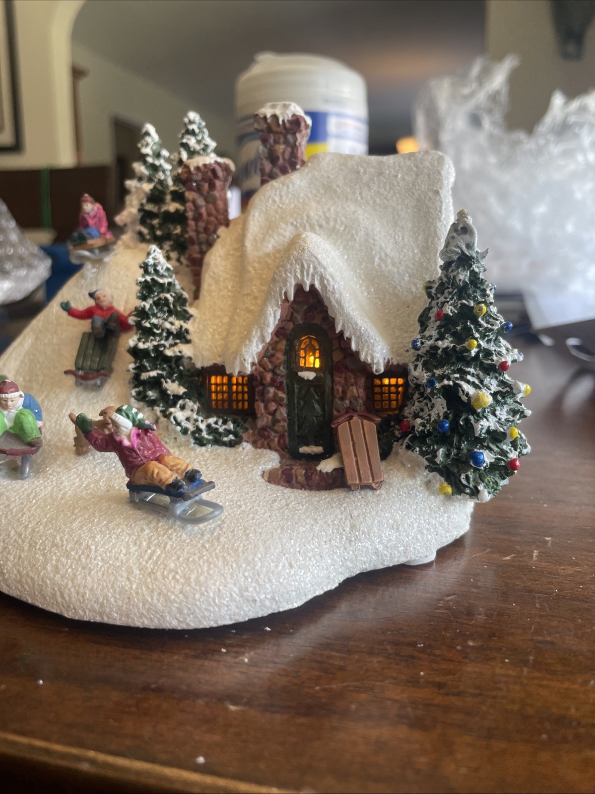 Thomas Kinkade the Sleigh Ride Christmas Village House 2009 Teleflora Light-Up