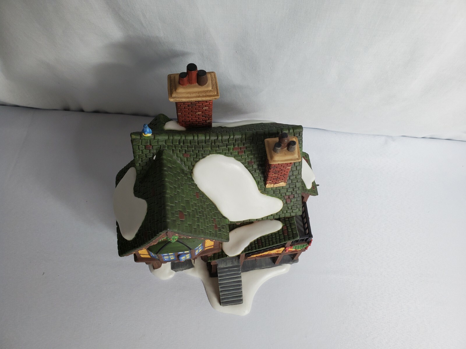 DEPT 56 DICKENS VILLAGE – WINGHAM LANE PARROT SELLER 58449 RETIRED SHOP EUC