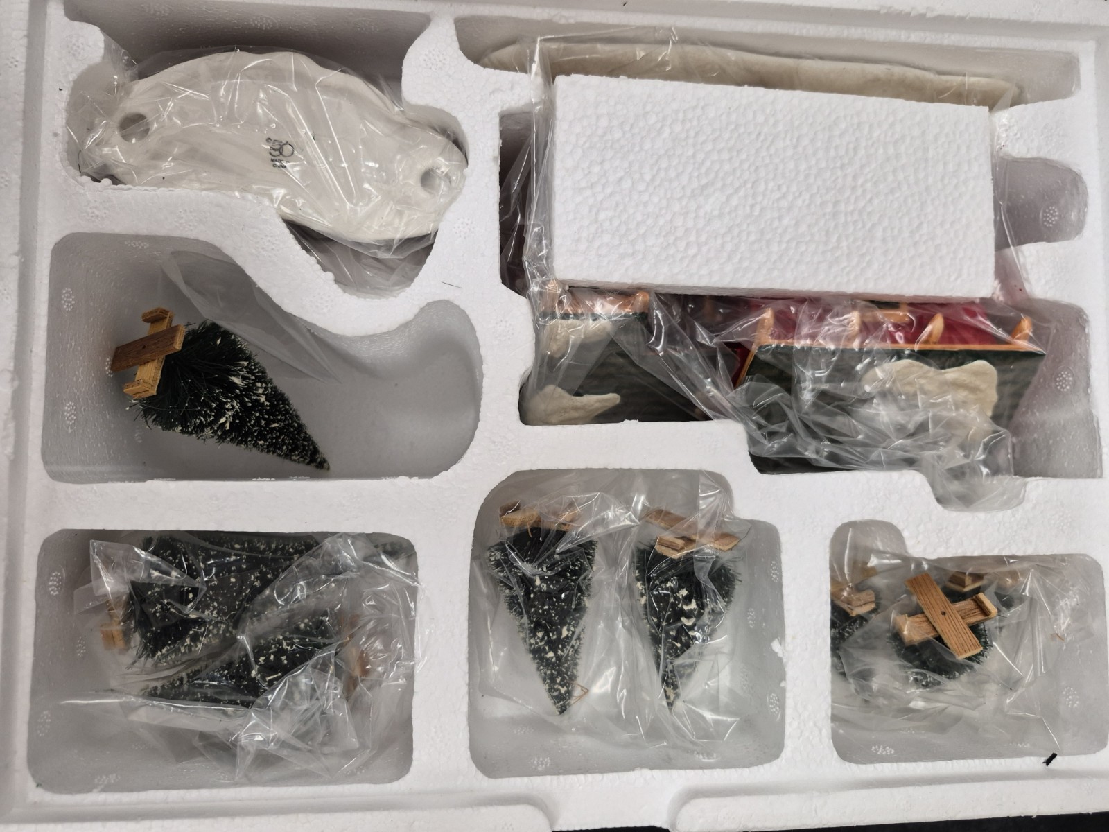 Dept 56 Snow Village Nick’s Tree Farm Set of 10 Lighted 1996 Nice! Tested Works