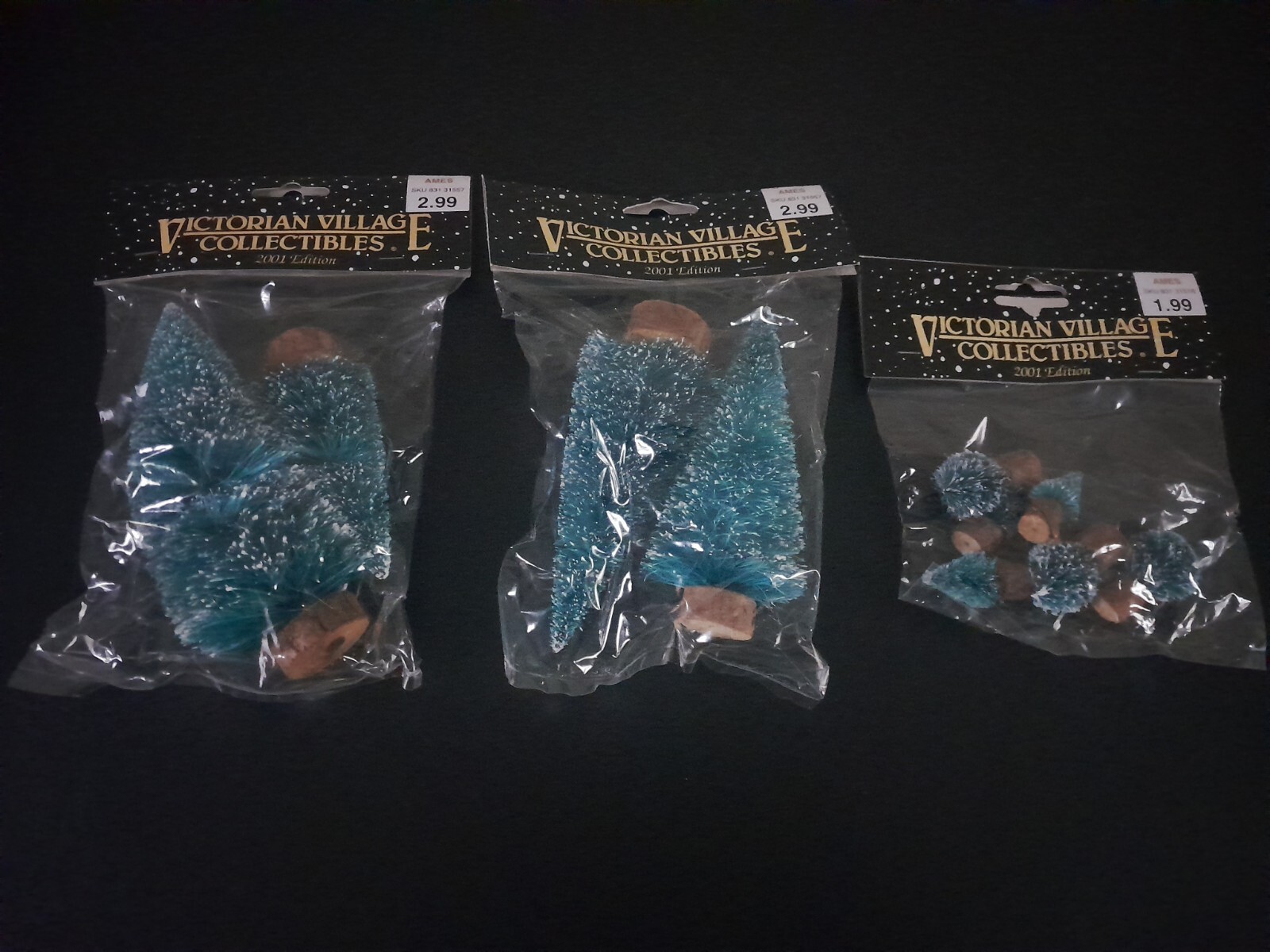 Victorian Village Collectibles Trees (6, 5, 4, 1 1/2 inch) (Lot of 3) 2001 NEW